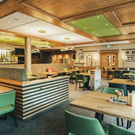 Ochsen Höfen an der Enz