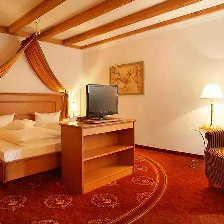 Ochsen Höfen an der Enz