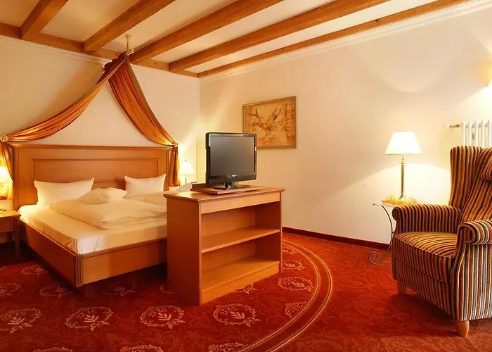 Ochsen Höfen an der Enz